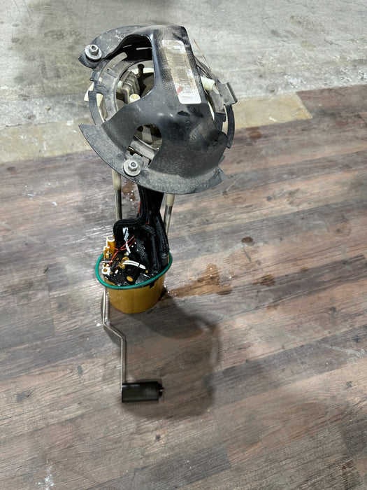 2017-2019 FORD F250 F350 6.7L DIESEL FUEL PUMP OEM HC3B-9H307-BF