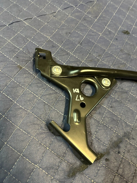 2015-2020 BMW M4 F82 REINFORCEMENT BRACKET 51 61 7 326 236 5161 7326236