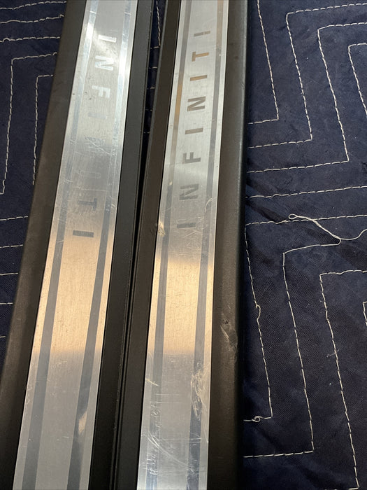 2011 INFINITI G37 SCUFF KICK PLATES LH RH DRIVER PASSENGER SIDE PAIR SET OEM