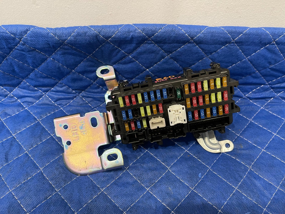2017 INFINITI Q50 RED SPORT FUSE BOX RELAY UNIT MODULE OEM