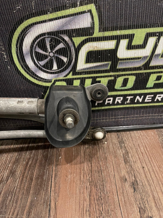 2014 TOYOTA PRIUS V FRONT WINDSHIELD LINKAGE WIPER MOTOR OEM