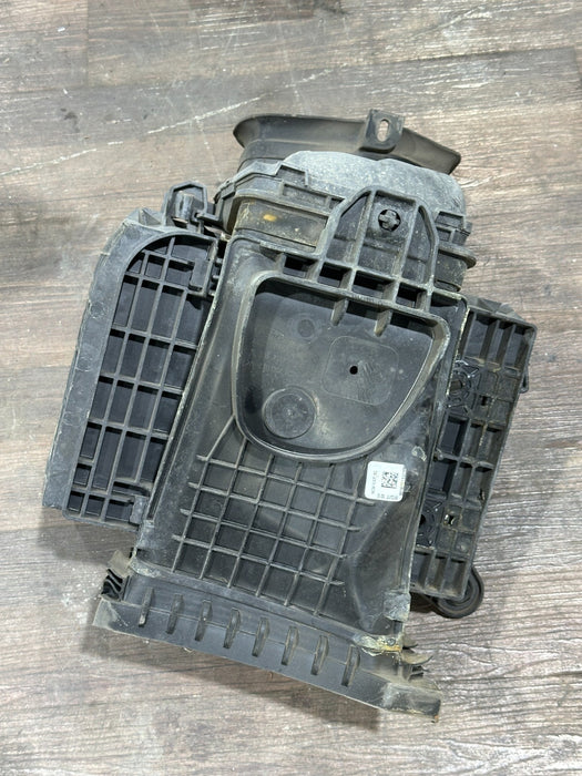 2017-2019 FORD F250 F350 F450 RIGHT BATTERY TRAY W DUCT OEM