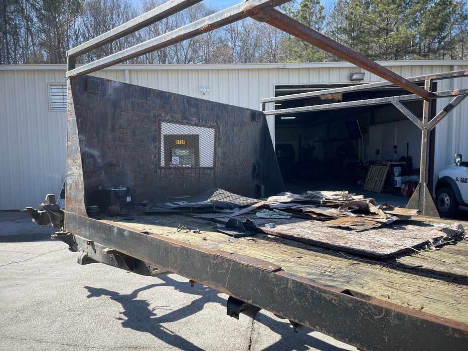 2007 DODGE RAM 3500 CAB & CHASSIS FRAME W/ 12' BED FUEL TANK 114K MILES