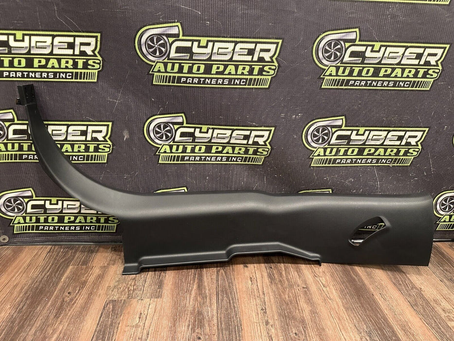 2017-2019 FORD F250 F350 PLATINUM PASSENGER RIGHT C PILLAR TRIM OEM