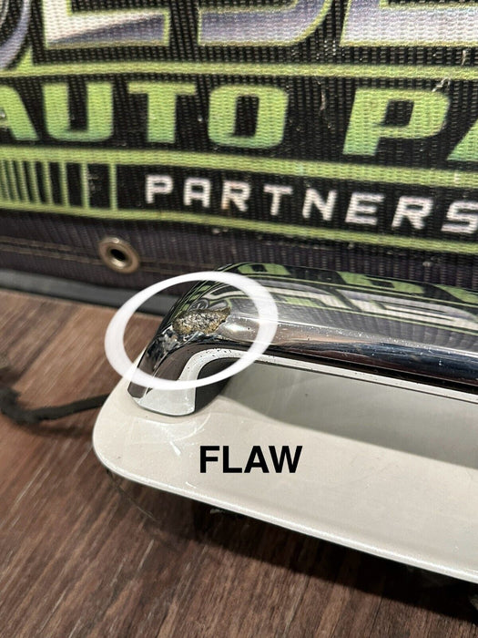 2017-2019 FORD F250 F350 FRONT RIGHT DOOR HANDLE TRI COAT (UG) OEM *BURN DAMAGE*