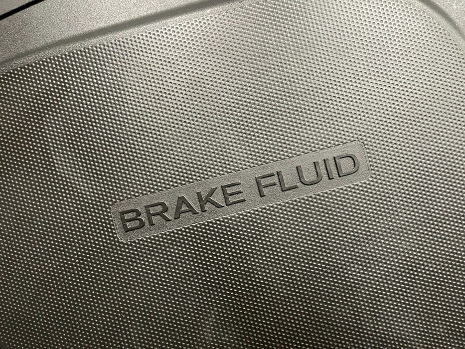 2017 NISSAN 370Z NISMO BRAKE FLUID COVER W/ TRIM OEM 2009-2020