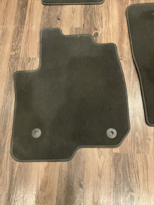 2020 2021 2022 GMC SIERRA 2500 3500 FLOOR MAT SET (4)