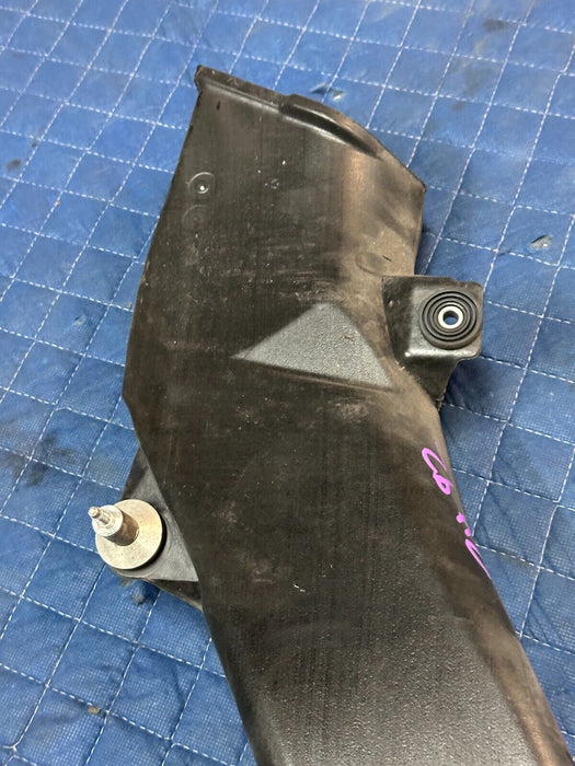 2012-2014 AUDI R8 V10 OEM ENGINE RIGHT AIR INTAKE TUBE PIPE PLASTIC