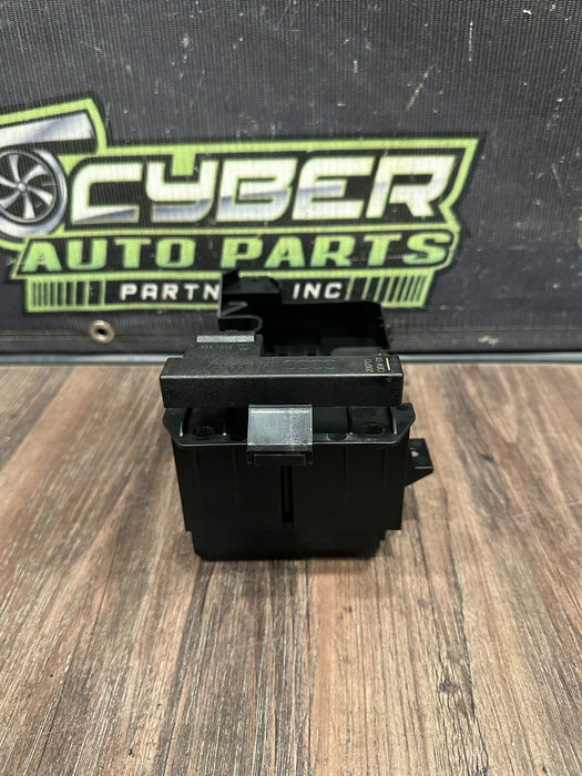 2021 AUDI R8 MAIN FUSE BOX RELAY OEM 4S0 937 548 BA