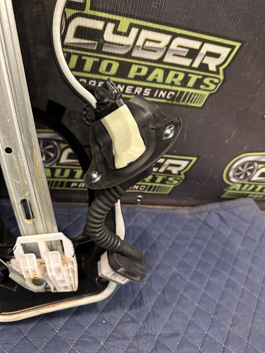 2024 DODGE RAM 3500 LARAMIE REAR RIGHT DOOR CARRIER PANEL W MOTOR OEM