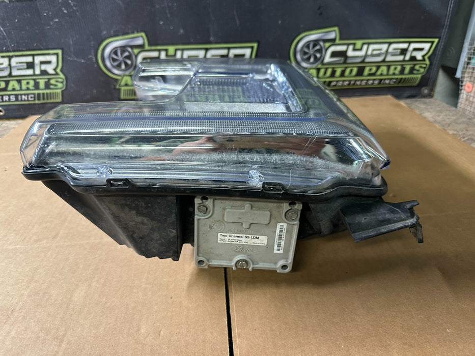 2017 2018 2019 FORD F250 F350 F450 HEADLIGHT DRIVER LEFT LED OEM W/ MODULE
