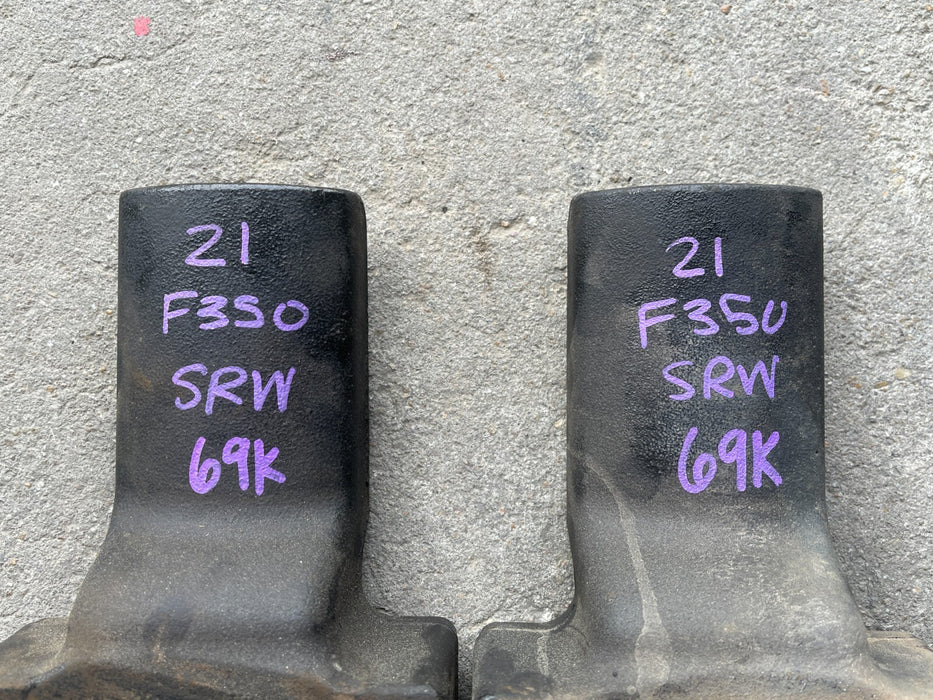 2021 FORD F350 SRW DIESEL REAR LEFT RIGHT LEAF SPRING SPACER PAIR OEM 69K