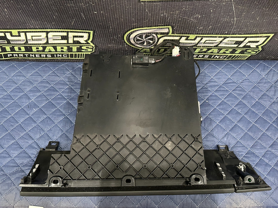 2014 AUDI R8 GLOVE BOX DASH COMPARTMENT 423 857 096 OEM 423 857 104