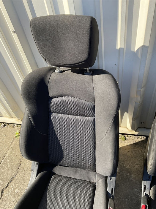 2014 NISSAN 370Z BASE CLOTH SEATS DRIVER PASSENGER PAIR OEM 2009-2020