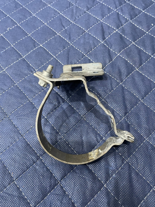 2019 MERCEDES BENZ C63 S AMG AUXILIARY WATER PUMP UPPER BRACKET OEM