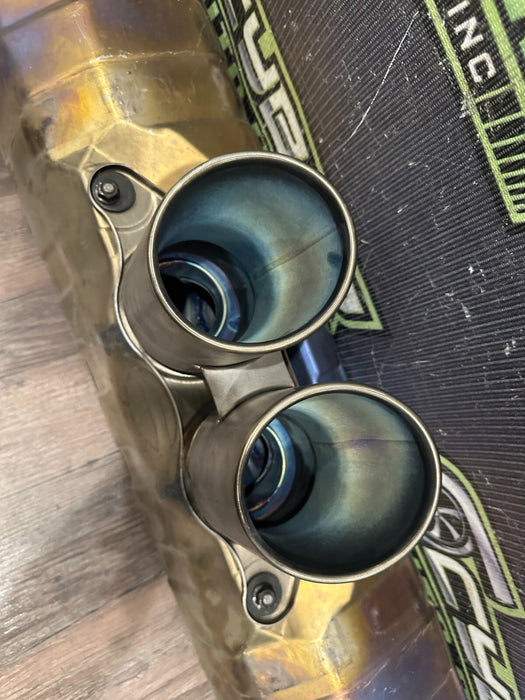 2017 2018 2019 PORSCHE 911 GT3 CENTER EXHAUST MUFFLER W/ TIPS OEM 991 111 027 90