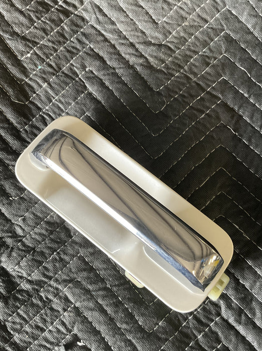 2017 2018 FORD F250 F350 F450 PLATINUM REAR RIGHT DOOR HANDLE PEARL WHITE OEM