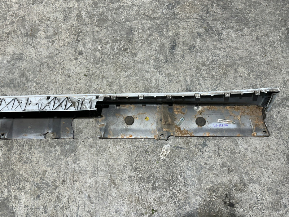 2017 AUDI R8 SPYDER RIGHT SIDE SKIRT ROCKER PANEL OEM *DAMAGE 8,9,13*
