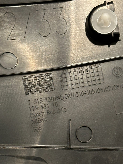 2020 BMW M4 F82 FRONT RIGHT SIDE DOOR PANEL 7315130