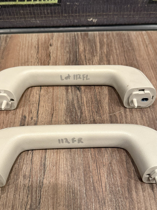 2017 NISSAN TITAN XD RESERVE LEFT RIGHT A PILLAR GRAB HANDLES OEM