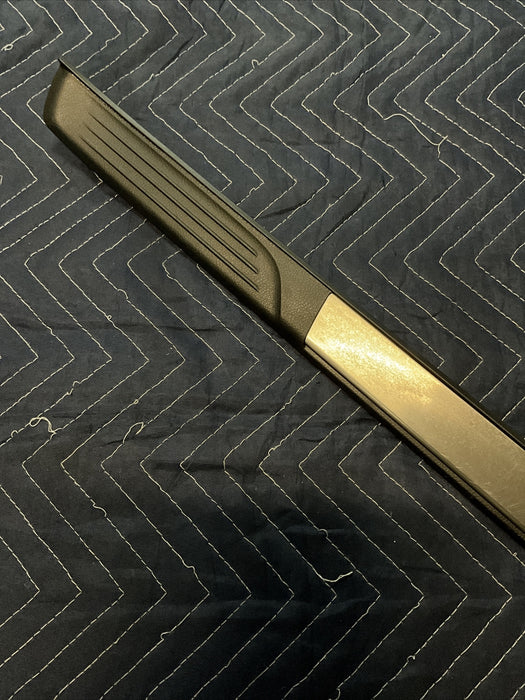 2015 LEXUS RC-F KICK PLATE RH PASSENGER SIDE