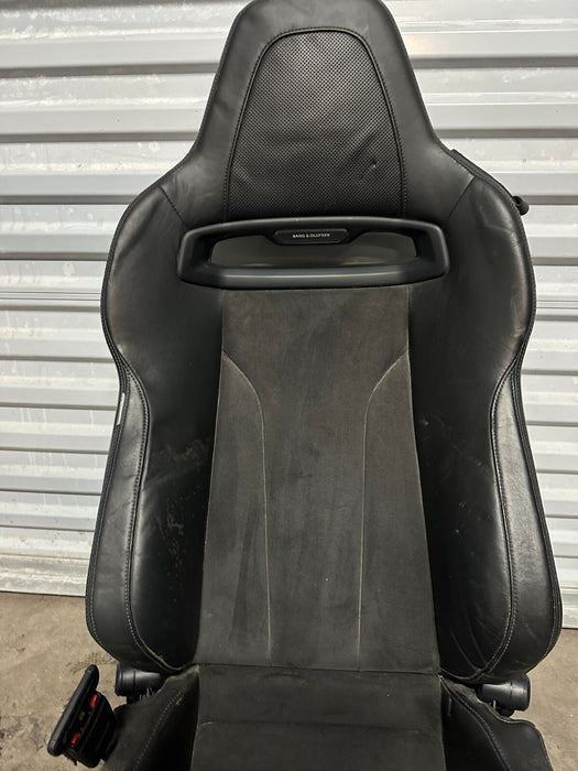 2021 AUDI R8 QUATTRO PERFORMANCE LEFT SEAT OEM GENUINE ~BENT~