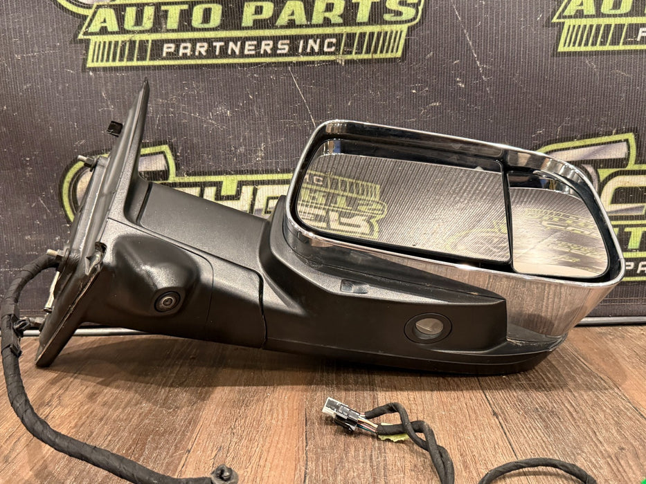 2022 DODGE RAM 2500 RIGHT MIRROR W CHROME CAP AND CAMERA OEM