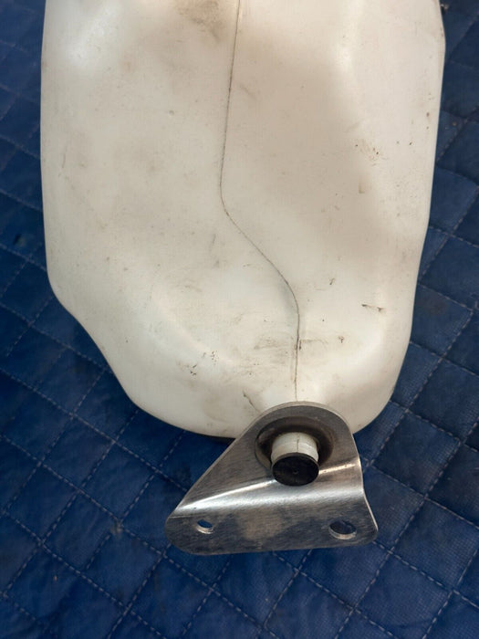 2014 AUDI R8 4.2L V10 OEM WINDSHIELD WASHER FLUID TANK RESERVOIR 423 955 449