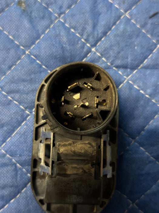 2017-2019 FORD F250 F350 F450 REAR BUMPER 7/4 PIN TRAILER TOW CONNECTOR PLUG OEM