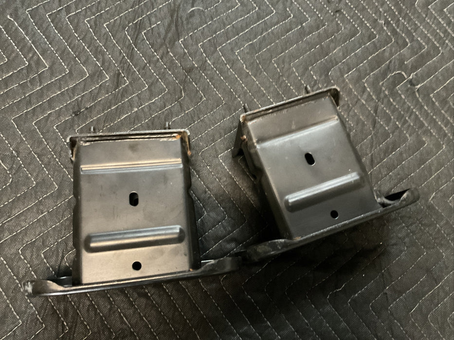 2014 INFINITI Q50 FRONT BUMPER CRASH BAR MOUNTING BRACKETS OEM