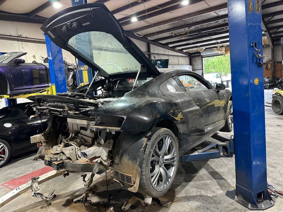 2014 AUDI R8 PLUS ALCANTARA INTERIOR A PILLAR TRIMS SUN VISORS OEM GENUINE