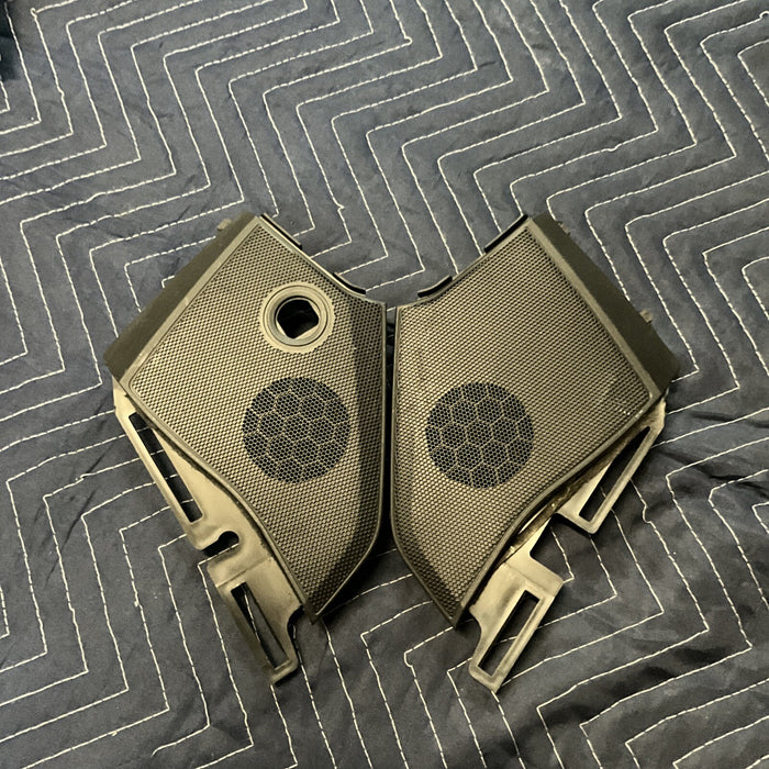 2016 NISSAN TITAN XD DASHBOARD SPEAKER COVER SET