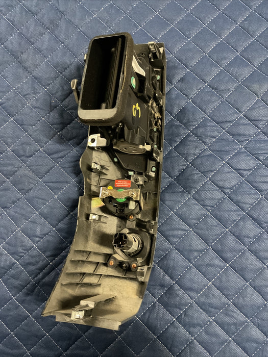 2016 NISSAN TITAN XD PASSENGERS CENTER AIR VENT WITH TRIM PANEL