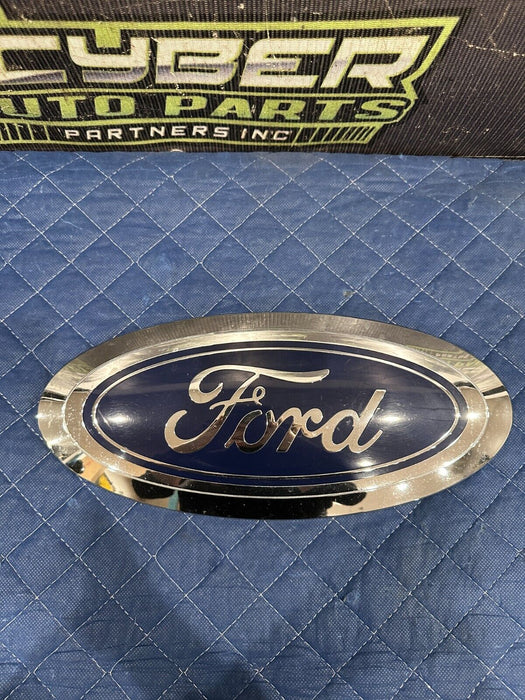 2017 2018 2019 FORD F250 F350 DUALLY PLATINUM GRILLE EMBLEM OEM HC3B 8B262 AB