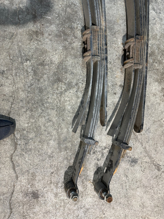 2018 FORD F250 REAR LEFT RIGHT LEAF SPRINGS SET OEM HC3C5A975 HC3C 5A975