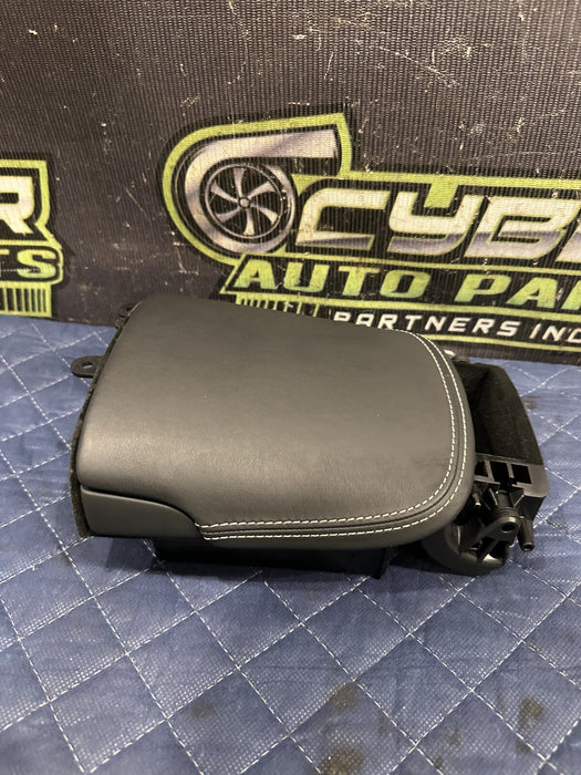2014 AUDI R8 V10 CENTER CONSOLE LEATHER STORAGE COMPARTMENT OEM 420 863 075 B