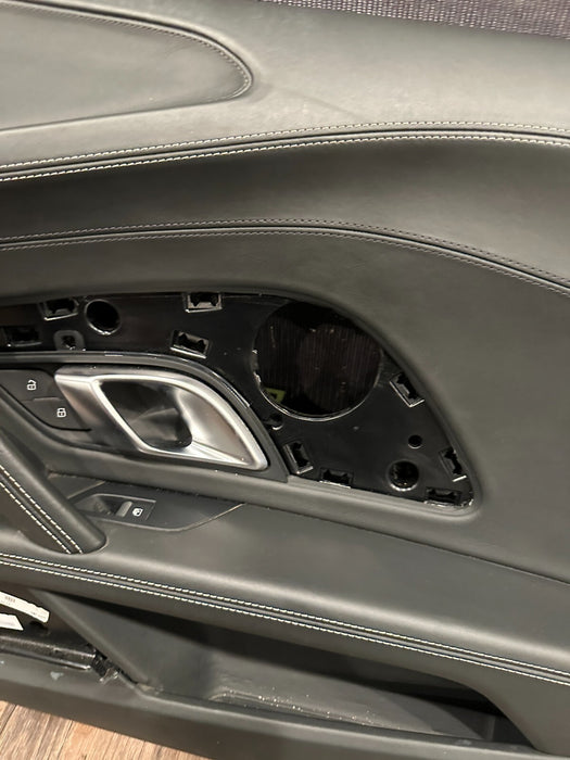 2017 AUDI R8 SPYDER PLUS RIGHT PASSENGER DOOR PANEL TRIMS OEM 4S7 867 106