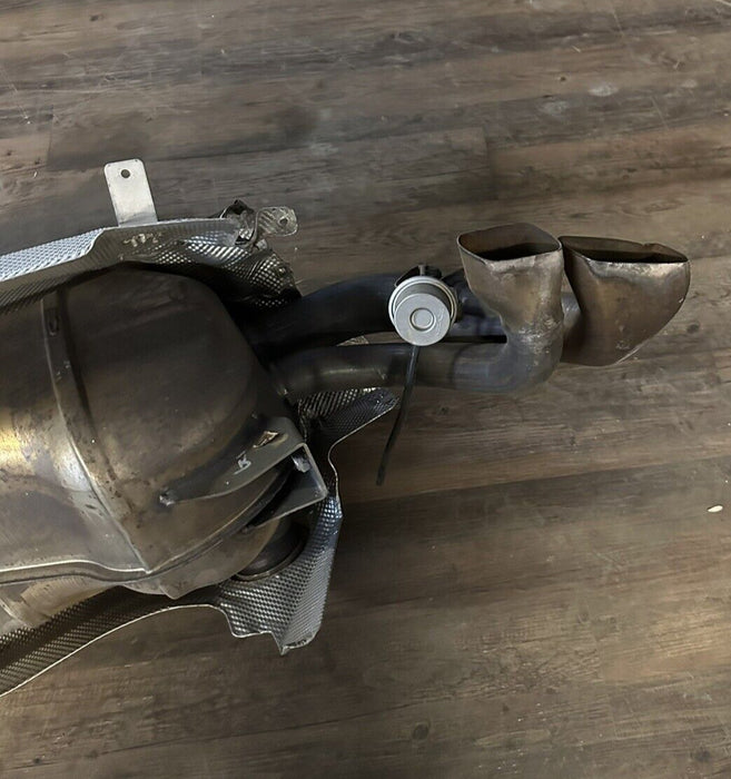 2017 AUDI R8 V10 EXHAUST MUFFLER SYSTEM OEM GENUINE 420 251 609 W/ SHEILD