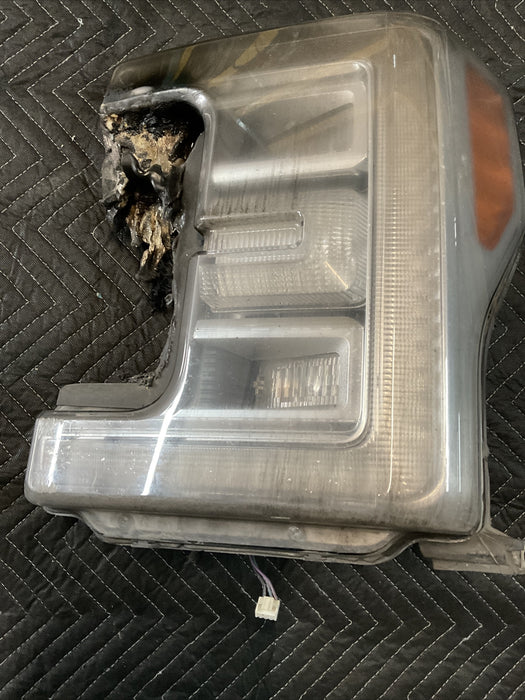 2017 2018 FORD F250 F350 F450 HEADLIGHT LEFT DRIVER SIDE OEM~BURNED DAMAGE~