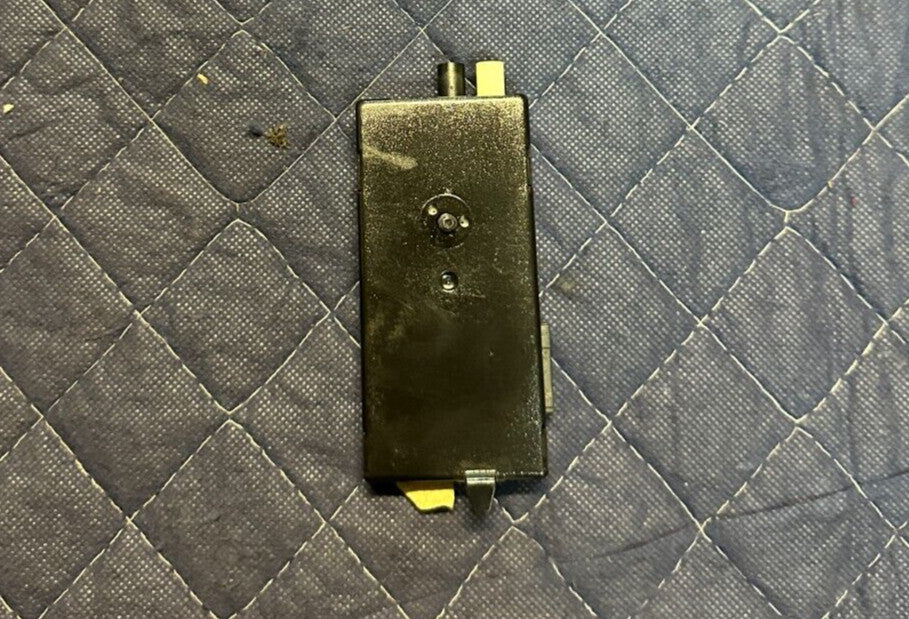 2020 BMW M4 F82 OEM RADIO ANTENNA AMPLIFIER AM/FM AV 9231178 09 AV923117809