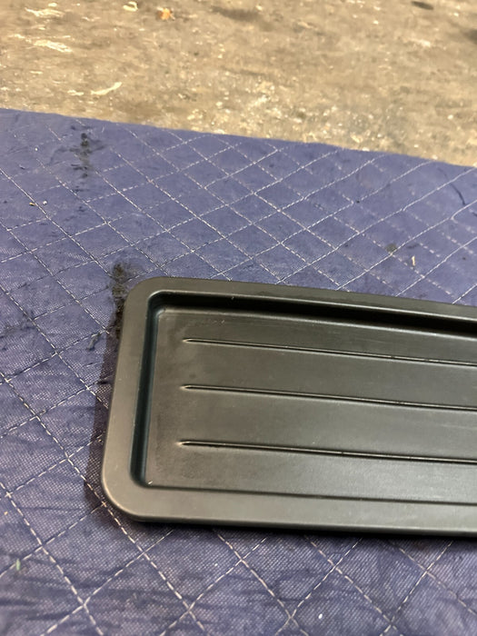 2020 BMW M4 F82 STORAGE TRAY OEM