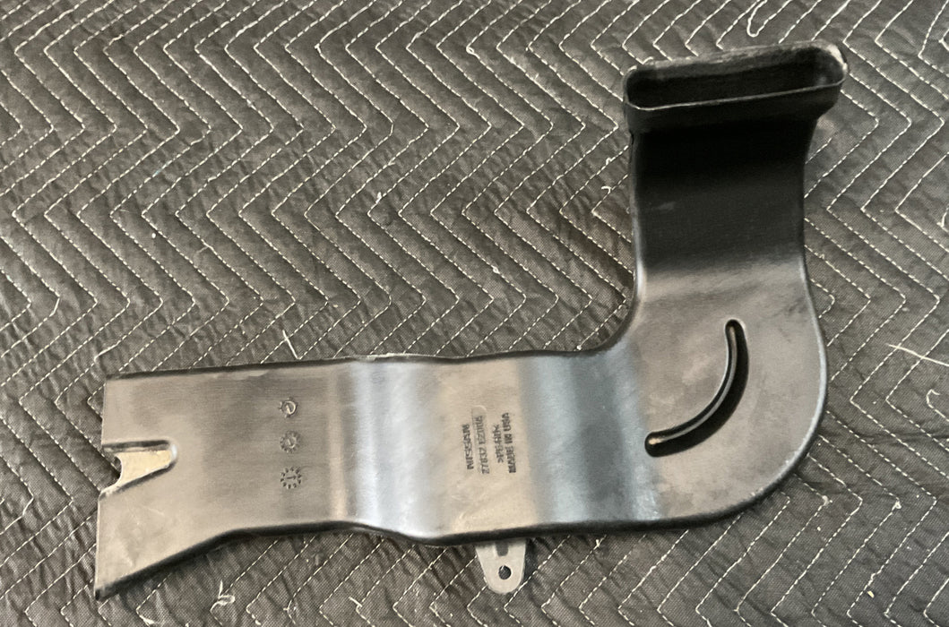 2017 NISSAN TITAN INSTRUMENT PANEL AIR DUCT REAR RIGHT 27832 EZ00A
