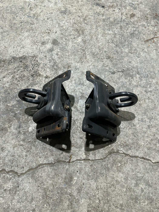 2015 DODGE RAM 2500 FRONT LEFT RIGHT TOWING TOW HOOKS OEM