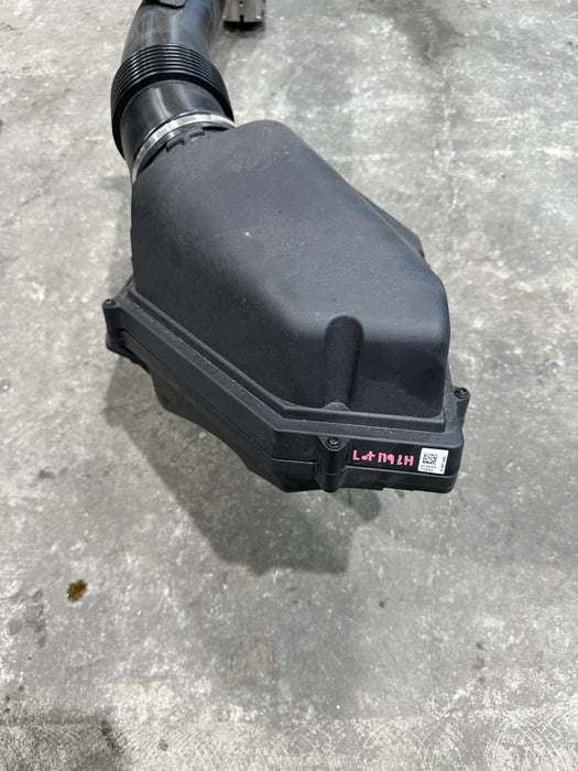 2024 BMW M3 M4 G80 G82 DRIVER LEFT AIR FILTER INTAKE ASSEMBLY OEM 8097045