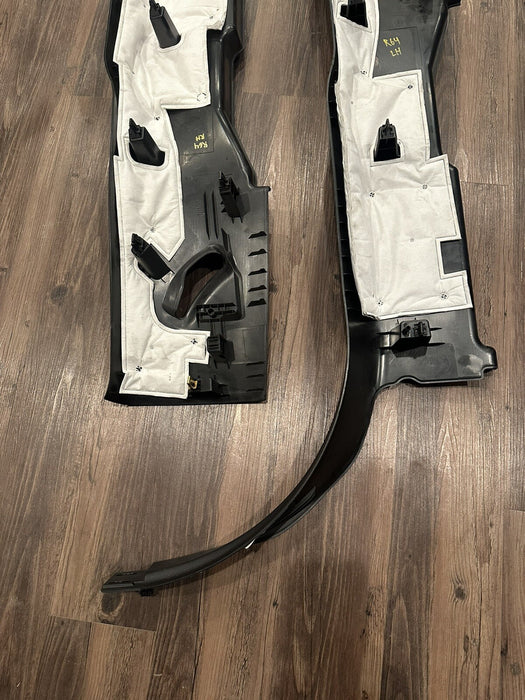 2017-2022 FORD F350 F450 PLATINUM REAR RIGHT LOWER C PILLAR TRIM OEM