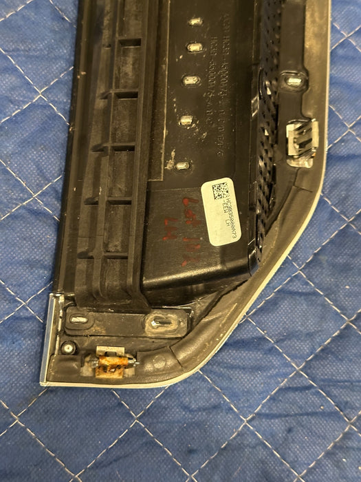 2017-2019 FORD F350 PLATINUM LEFT FENDER EMBLEM BADGE OEM