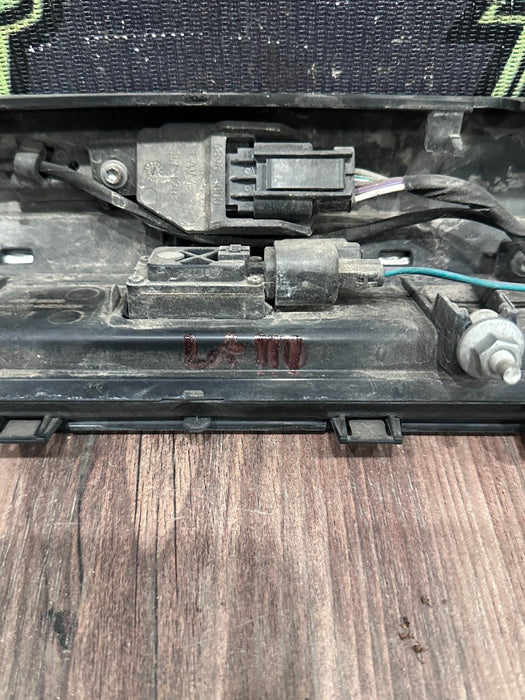 2017-2019 FORD F250 F350 F450 TAILGATE HANDLE OPENER W CAMERA OEM *STAIN 3-4*