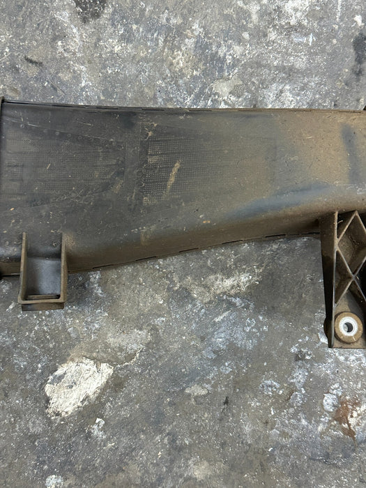 2014 AUDI R8 OEM RIGHT CENTRE INTAKE AIR DUCT 420129928 420 129 928