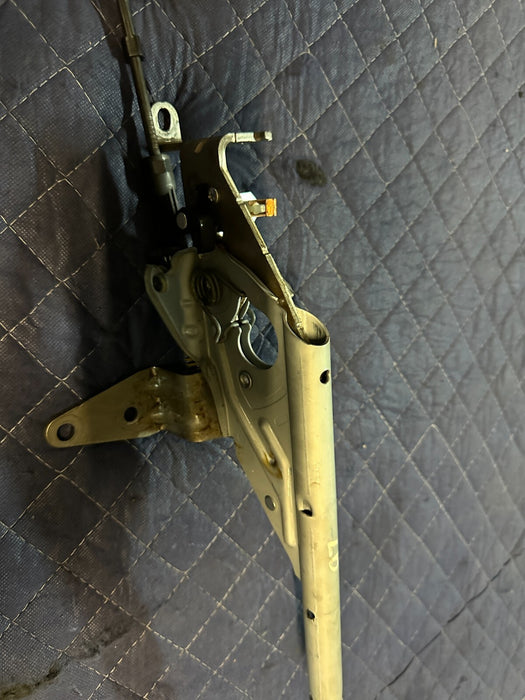 2020 BMW M4 F82 PARKING BRAKE / E BRAKE HANDLE LEVER OEM 6876774