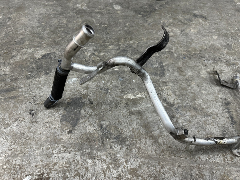 2014 AUDI R8 V10 REAR RIGHT COOLANT PIPE HOSE 420 121 085 B 420 121 481 C OEM